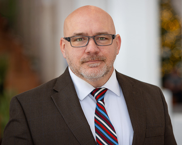 Headshot of Brian Olsen.